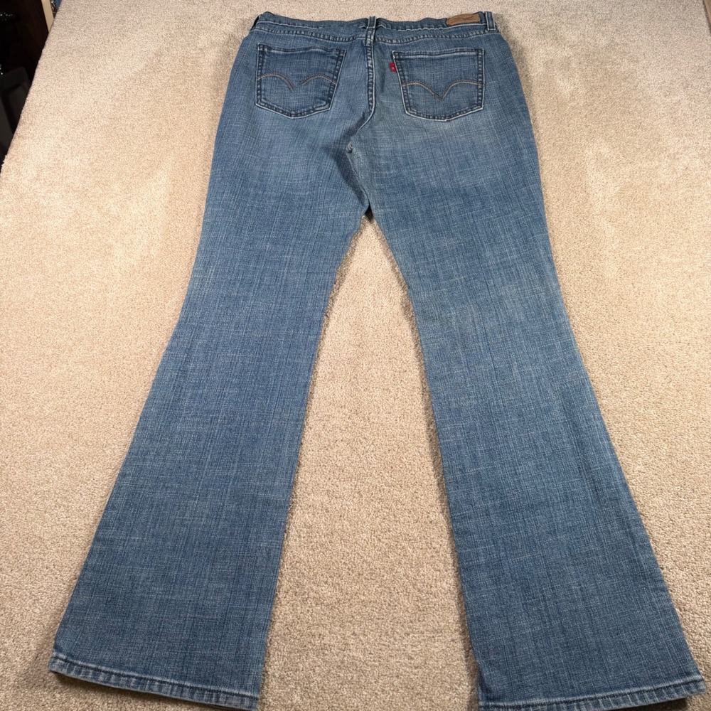 Levi's 515 Bootcut Jeans Womens 10M (FITS 31x31) Blue Medium Wash Stretch Denim - Picture 2 of 12